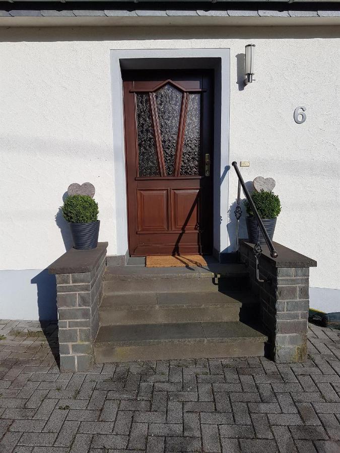 Ferienwohnung An Der Kleinen Schreinerei Hallschlag Exterior foto